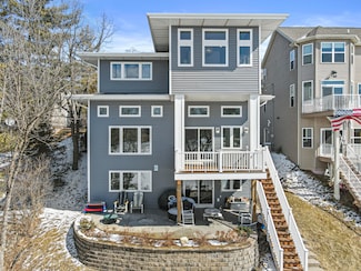 S107W34882 S Shore Dr, Mukwonago, WI 53149