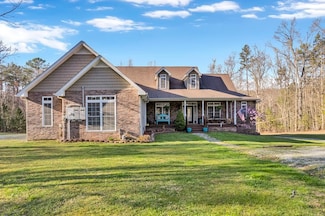 700 Falls Rd, Monterey, TN 38574