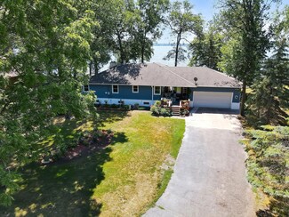 10865 108th St NW, Annandale, MN 55302
