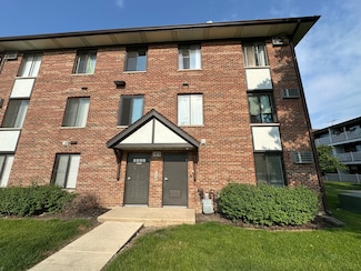189 Gregory St Unit 1, Aurora, IL 60504