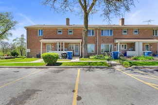 211 Ash St, Park Forest, IL 60466