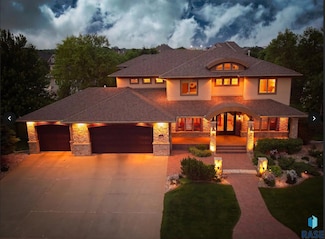 7008 S Honors Dr, Sioux Falls, SD 57108