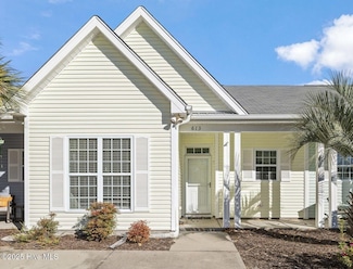 613 Saint Vincent Dr, Wilmington, NC 28412