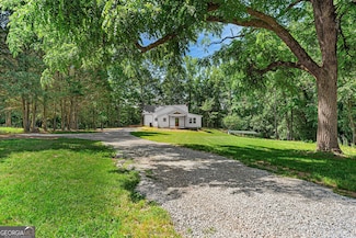 182 Cherry Rose Ln, Hartwell, GA 30643