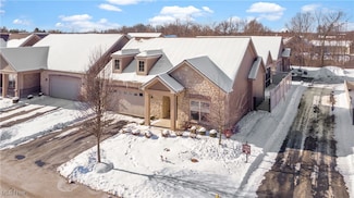 1472 Newman Dr, Brunswick, OH 44212