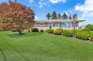 4300 Beverly Dr, Aliquippa, PA 15001