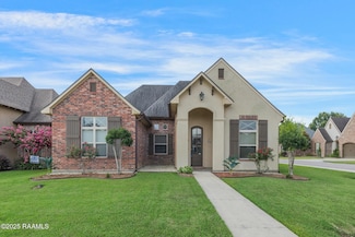 100 Flora Springs Dr, Youngsville, LA 70592