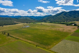10282 Highway 234, Gold Hill, OR 97525