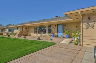 33 San Carlos Dr, Salinas, CA 93901