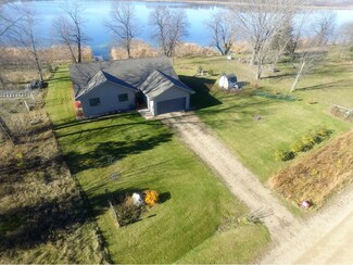 22445 Gateway Dr, Osakis, MN 56360