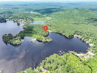 4 Clark Island Rd, Amherst, NH 03031