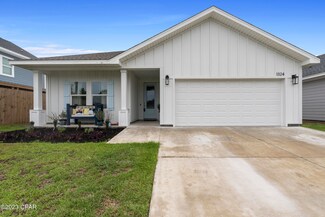 1324 W 30th St, Panama City, FL 32405