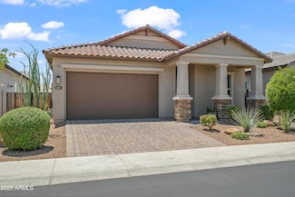 6611 E Marisa Ln, Phoenix, AZ 85054