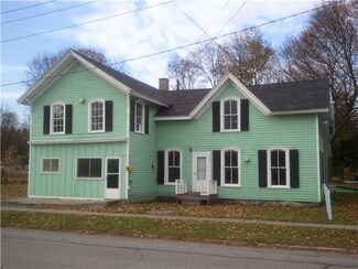 145 N Main St, Warsaw, NY 14569