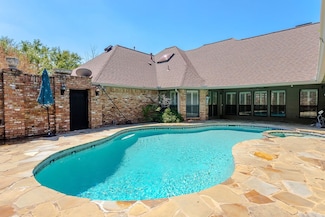 1300 Shamrock Ln, Plano, TX 75093