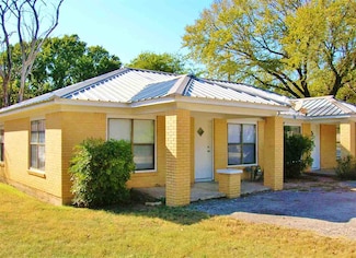 800 S Vanderveer St Unit 802, Burnet, TX 78611