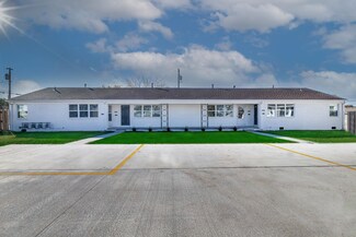 6421 E Cottonwood Ln, Wichita, KS 67207