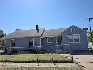 849 N Spruce St, Wichita, KS 67214
