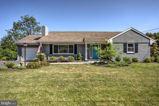 83 Blaine Ave, Leola, PA 17540