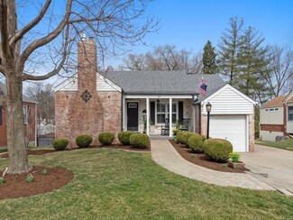 947 Glenmoor Ave, Saint Louis, MO 63122