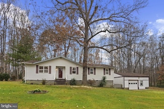 11013 Forest Hollow Dr, Bumpass, VA 23024