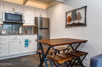 2325 Sidewinder Dr Unit 821, Park City, UT 84060