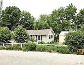 1504 Dean Ave, Hannibal, MO 63401