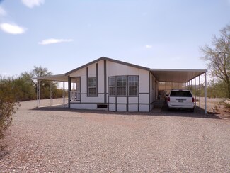 42734 La Posa Rd, Bouse, AZ 85325