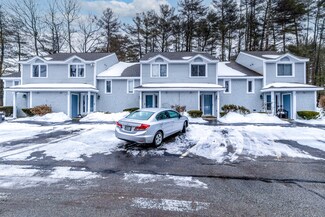 19 Holbrook St Unit 4, Freeport, ME 04032