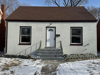413 Calhoun St, Gary, IN 46406