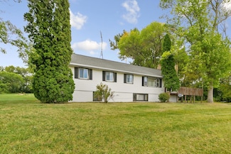 44650 State Highway 19, Gaylord, MN 55334