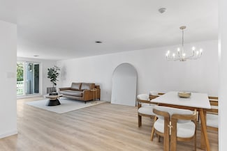 255 North Rd Unit 207, Chelmsford, MA 01824