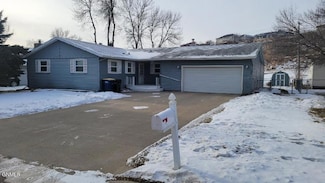 1405 5th Ave NW, Jamestown, ND 58401