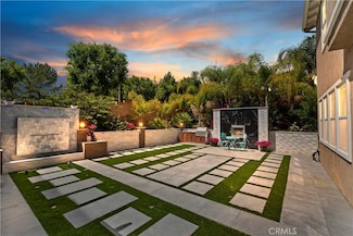8851 Soothing Ct, Corona, CA 92883