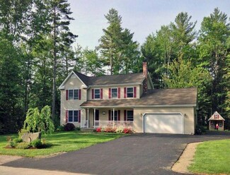 139 Clover Ln, Brewer, ME 04412