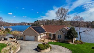 133 Briarwood Ct, Hardy, VA 24101