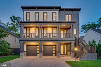 7507 Fisher Dr, Falls Church, VA 22043