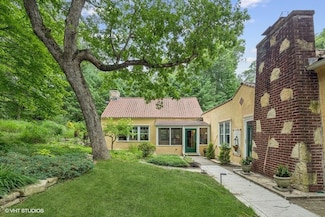 7 E Leewater, Beverly Shores, IN 46301