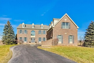 32 Doral Dr, Hawthorn Woods, IL 60047