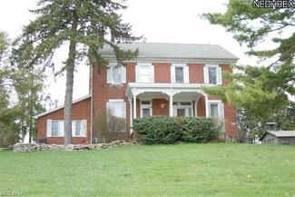 6045 Pigeon Run Ave SW, Navarre, OH 44662