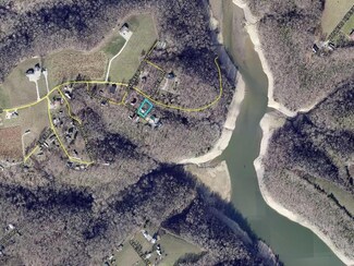 46 Point Dr, Nancy, KY 42544