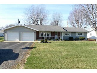 808 Tom Tim Dr, Paulding, OH 45879