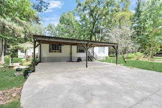 50 Private Road 2055, Hull, TX 77564