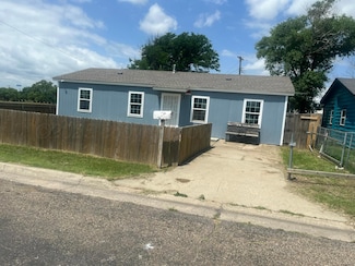 1101 Bluebell St, Amarillo, TX 79107