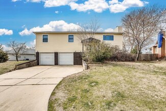 3107 N Applewood Dr, Wichita, KS 67220