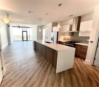 3333 Lake St Unit 8G, Houston, TX 77098