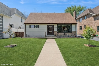 7039 Palma Ln, Morton Grove, IL 60053