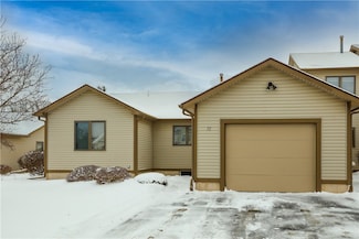 72 Harrier Cir, Rochester, NY 14623