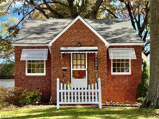 5451 Burns Rd, North Olmsted, OH 44070