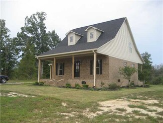 617 Chambers Store Rd, Michie, TN 38357